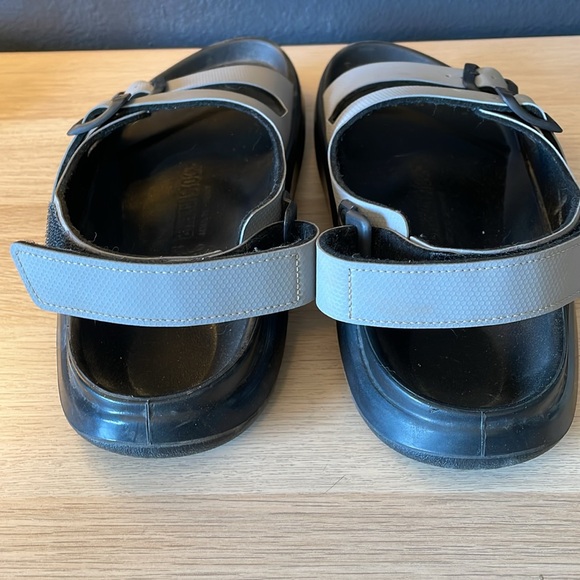 Birkenstock Mogami Terra water sandal. Size 43/10 in grey/black. - Picture 3 of 4